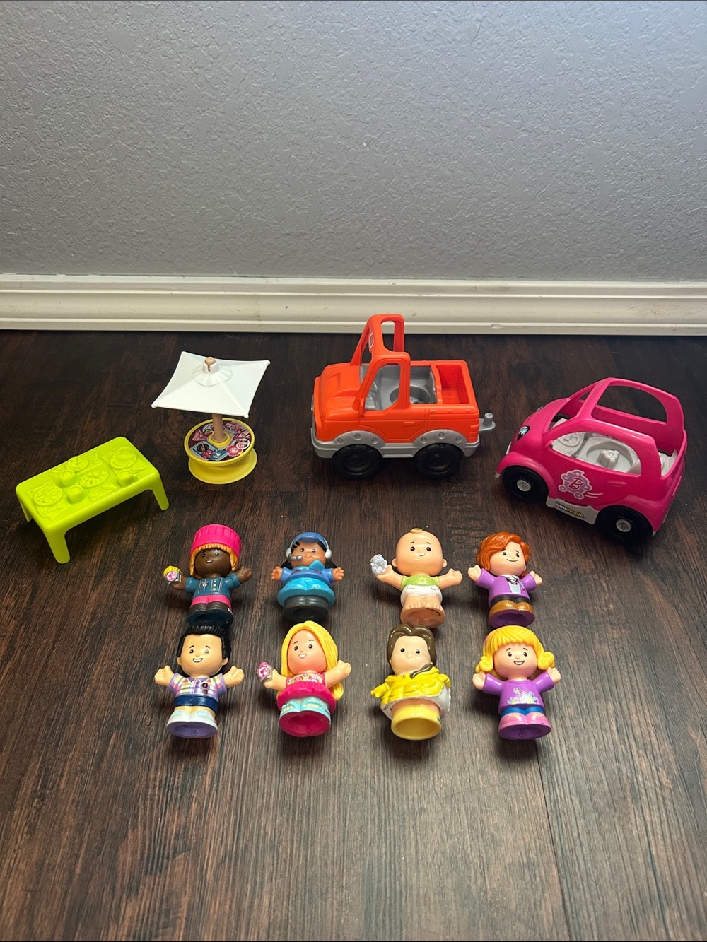 Fisher-Price Little People Figures & Vehicles